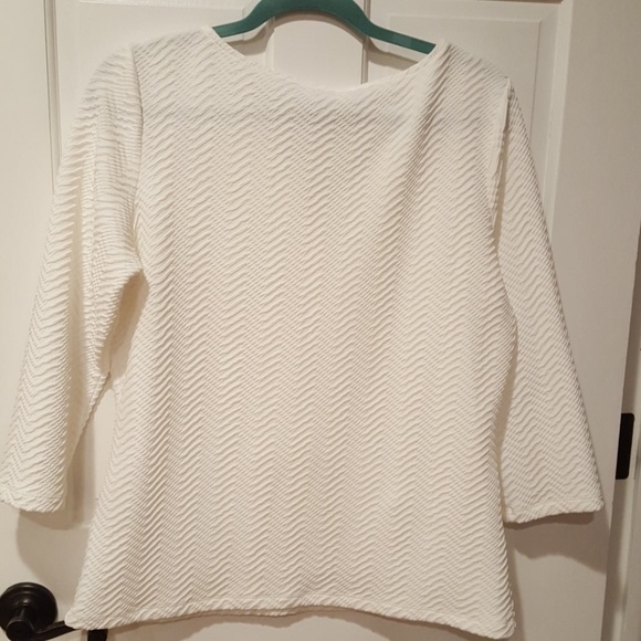 Calvin Klein white 3/4 sleeve top - Picture 2 of 5